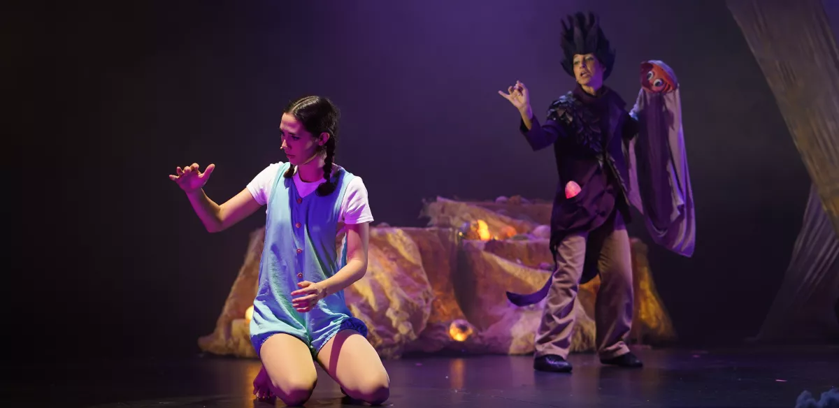 Viaje al planeta de todo es posible. Índigo Teatro  Domingo 25 de febrero   