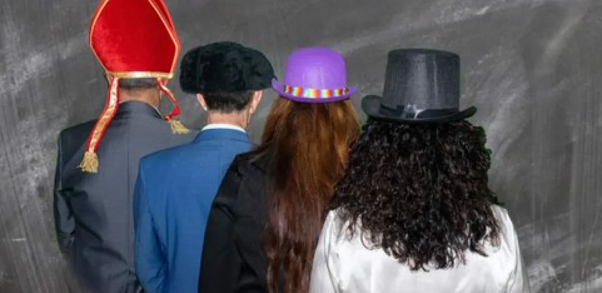 TEATRO: Método Gröholm. Isósceles Teatro