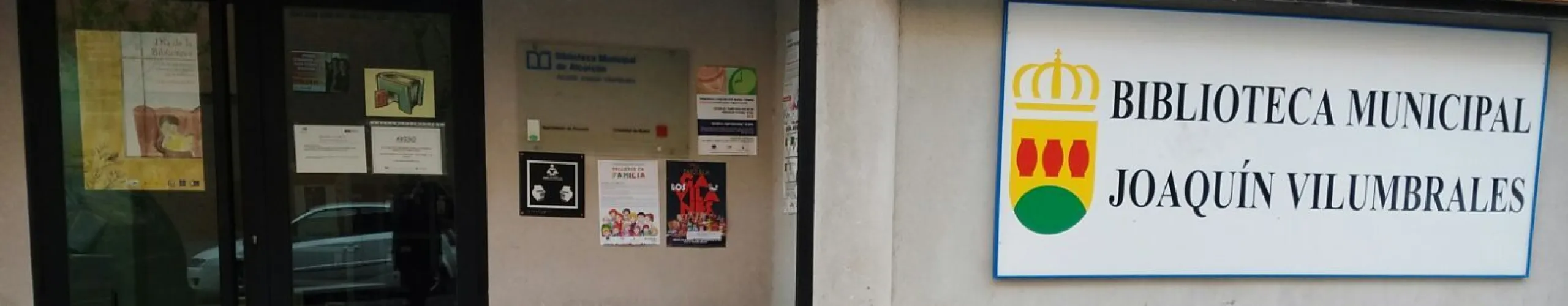 Biblioteca Joaquín Vilumbrales